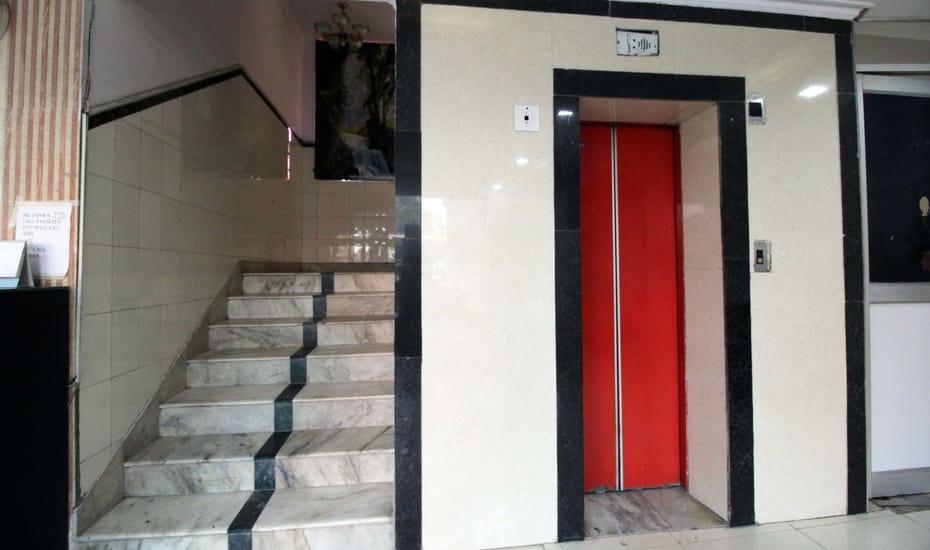 Hotel Zee Agra  Εξωτερικό φωτογραφία
